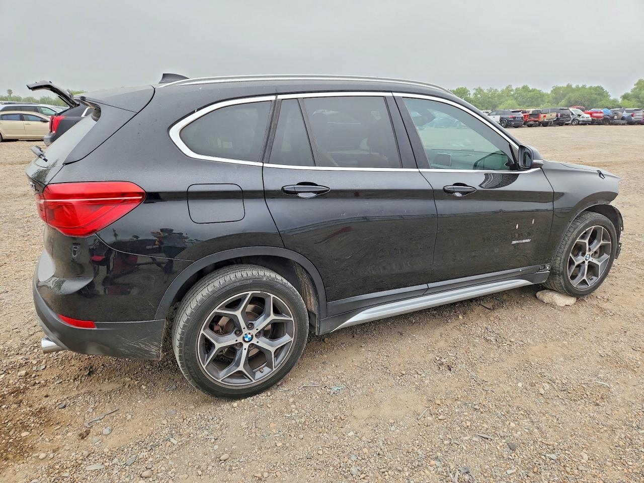 2018 BMW X1 Sdrive28I - Фото 3