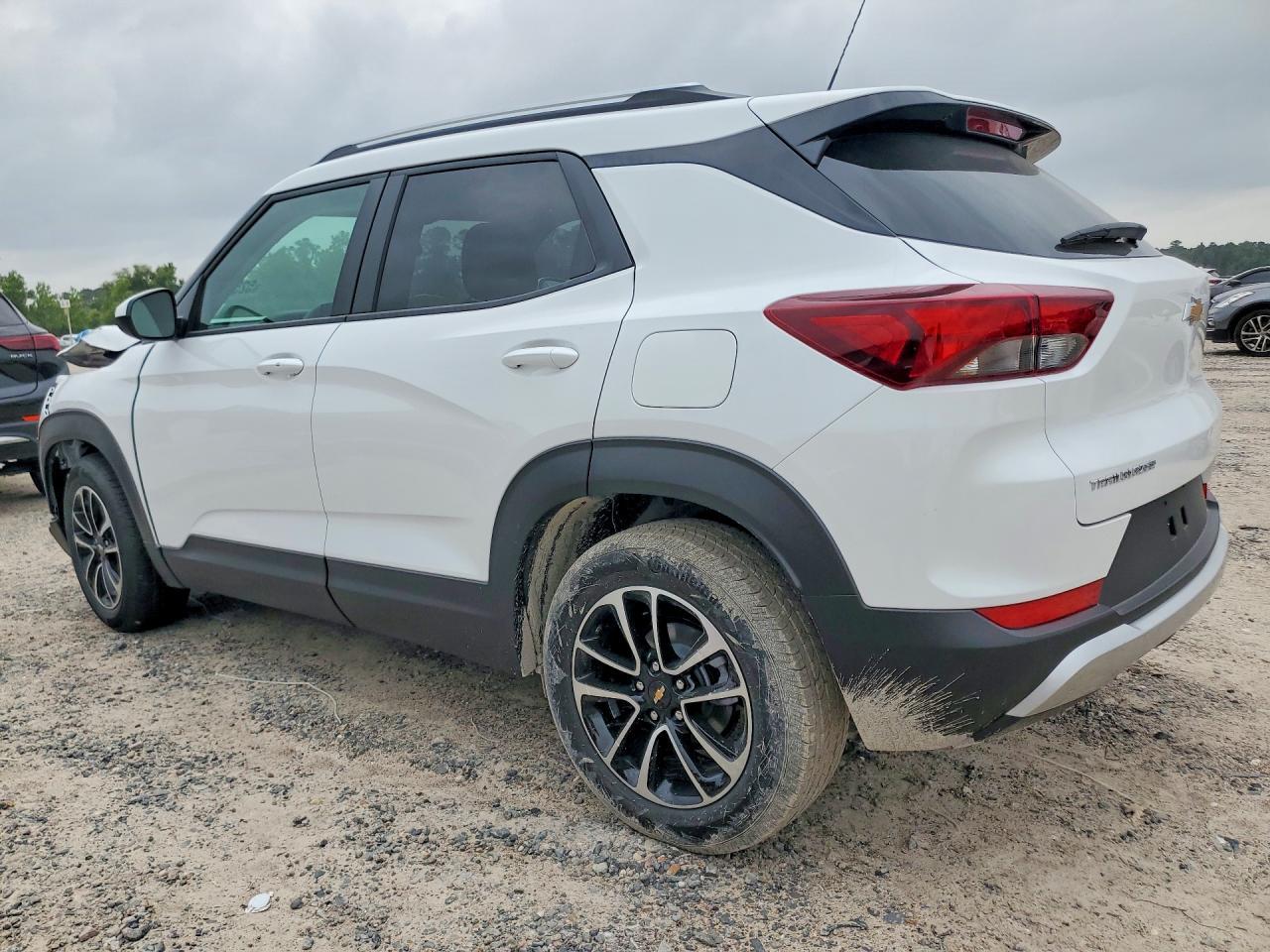 2026 Chevrolet Trailblazer Lt - Фото 2