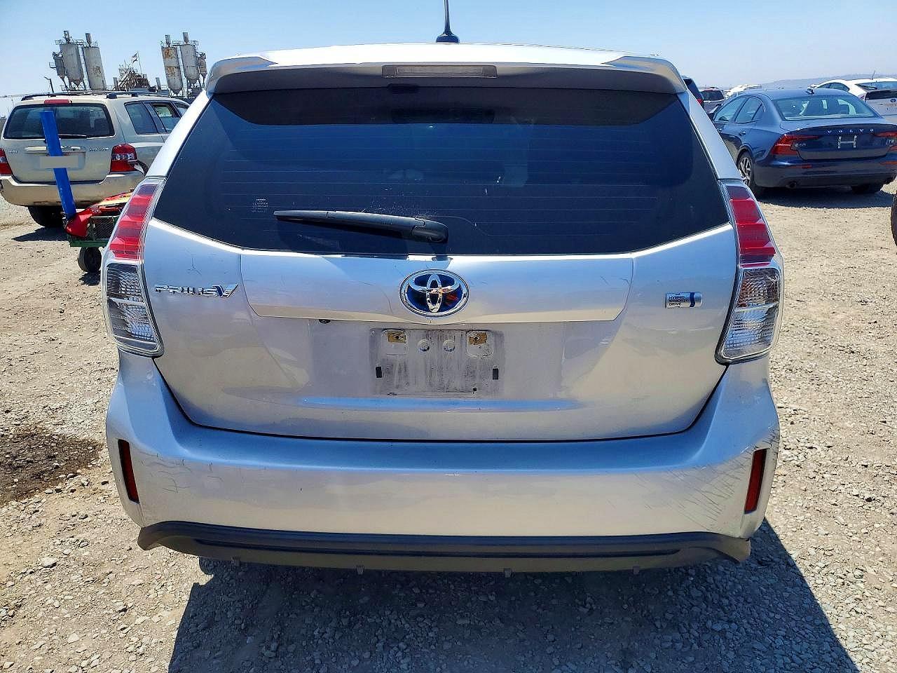 2017 Toyota Prius V Three - Фото 6