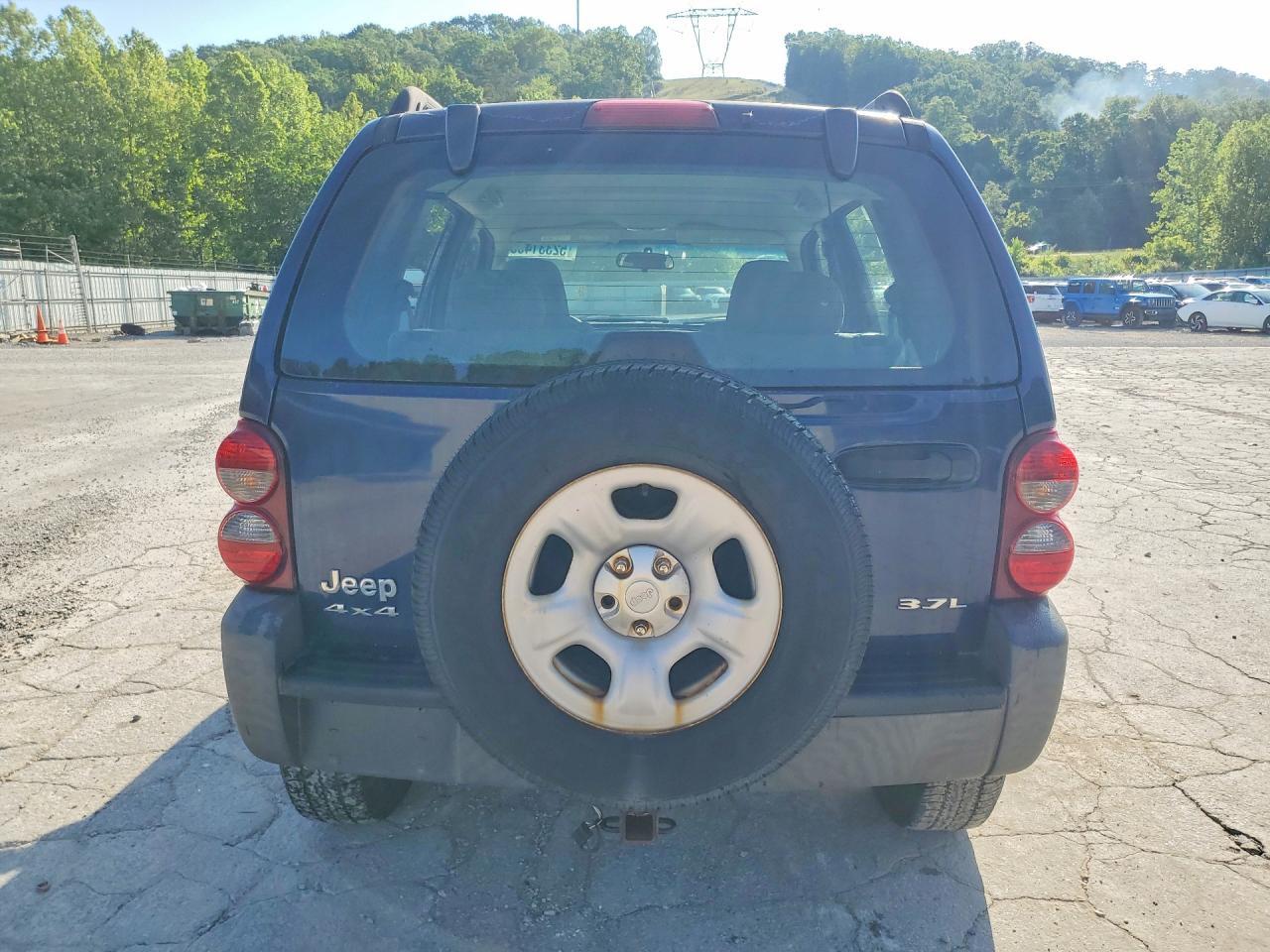 2007 Jeep Liberty Sport - Фото 6