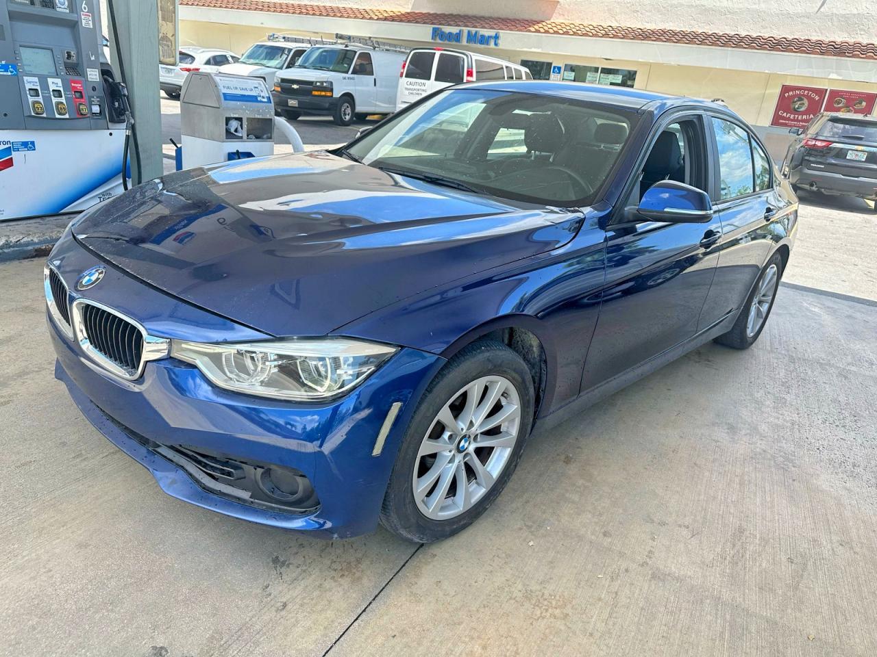2018 BMW 320 I - Фото 2