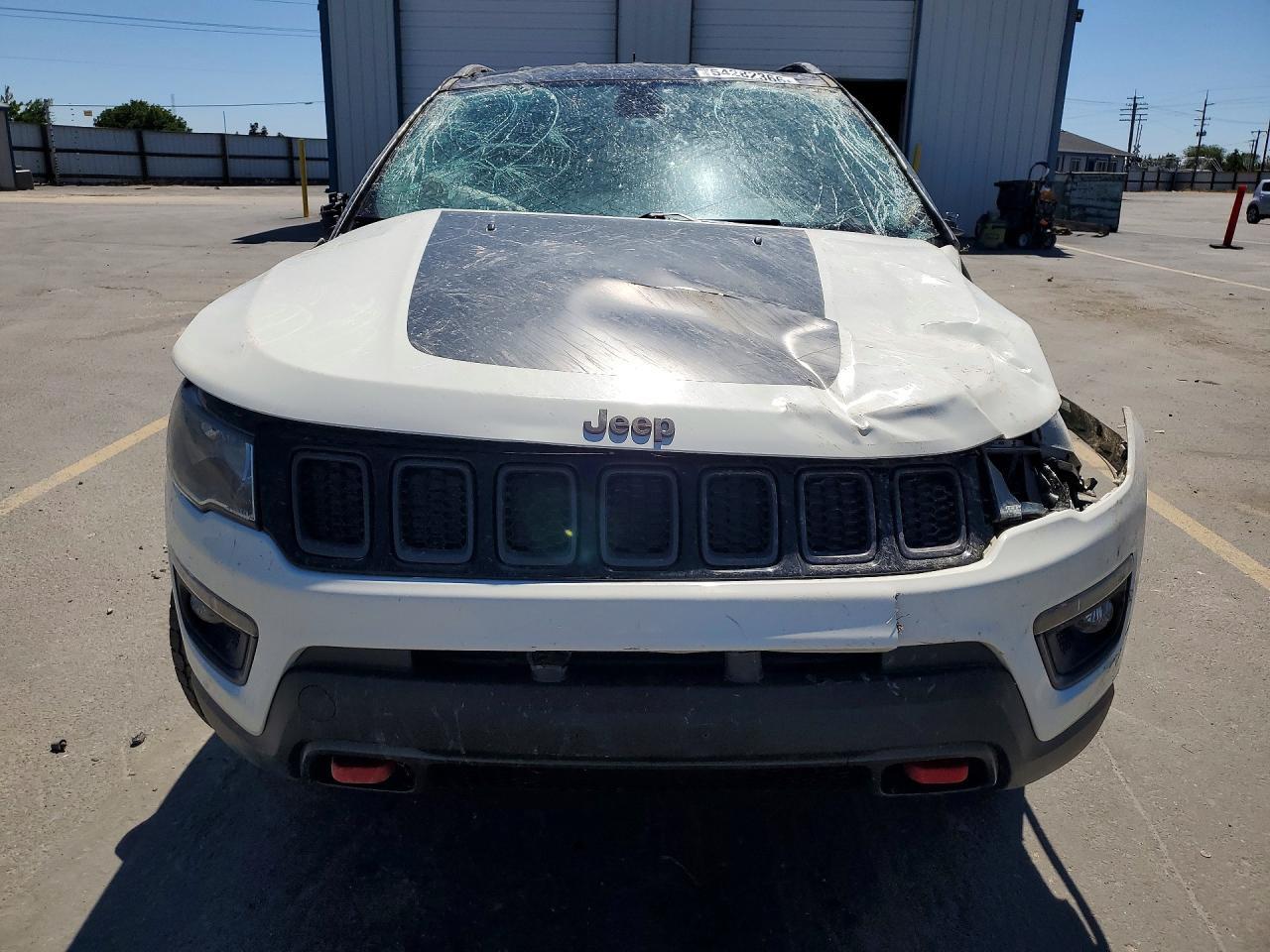 2018 Jeep Compass Trailhawk - Image 5