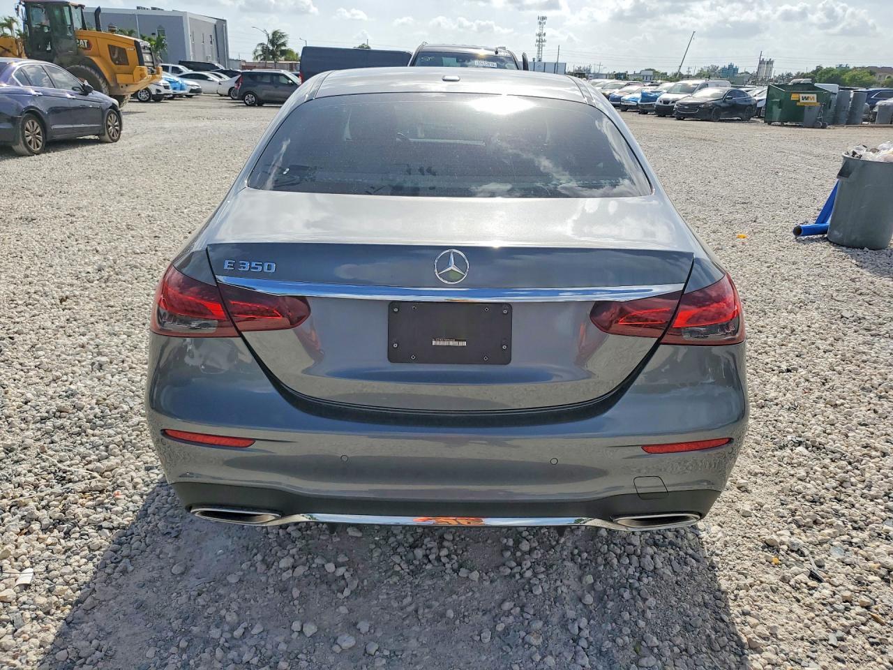 2022 Mercedes-Benz E 350 - Фото 6