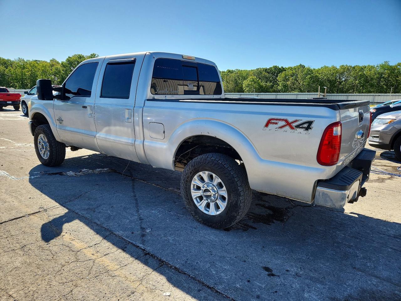 2013 Ford F250 Super Duty - Фото 2