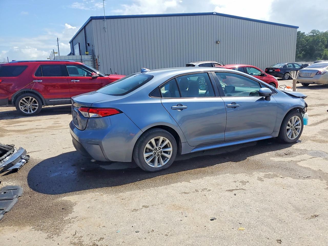 2024 Toyota Corolla Le - Фото 3