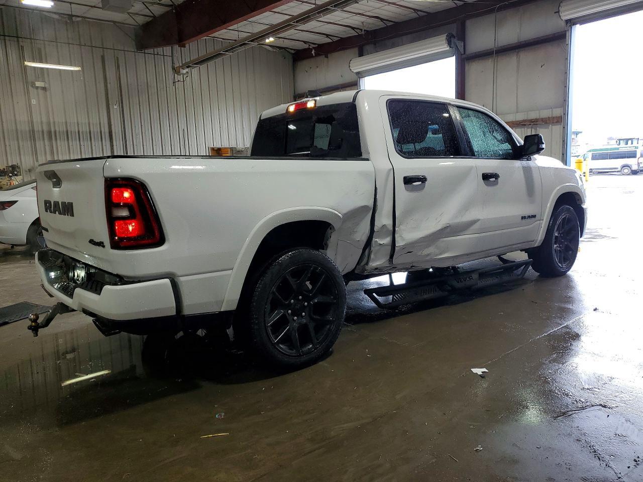 2025 Ram 1500 Laramie - Фото 3