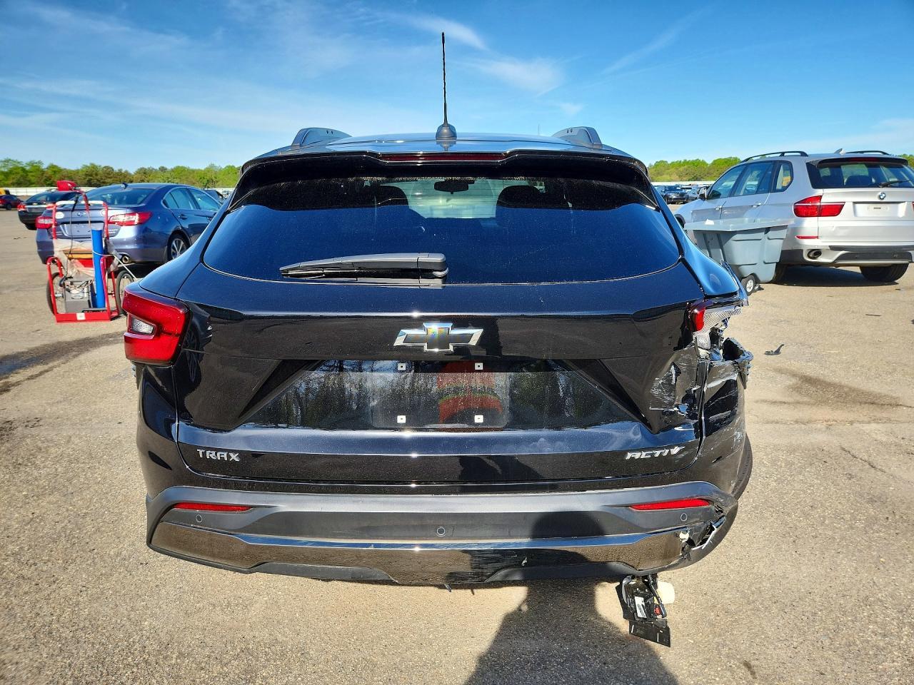 2025 Chevrolet Trax Activ - Image 6