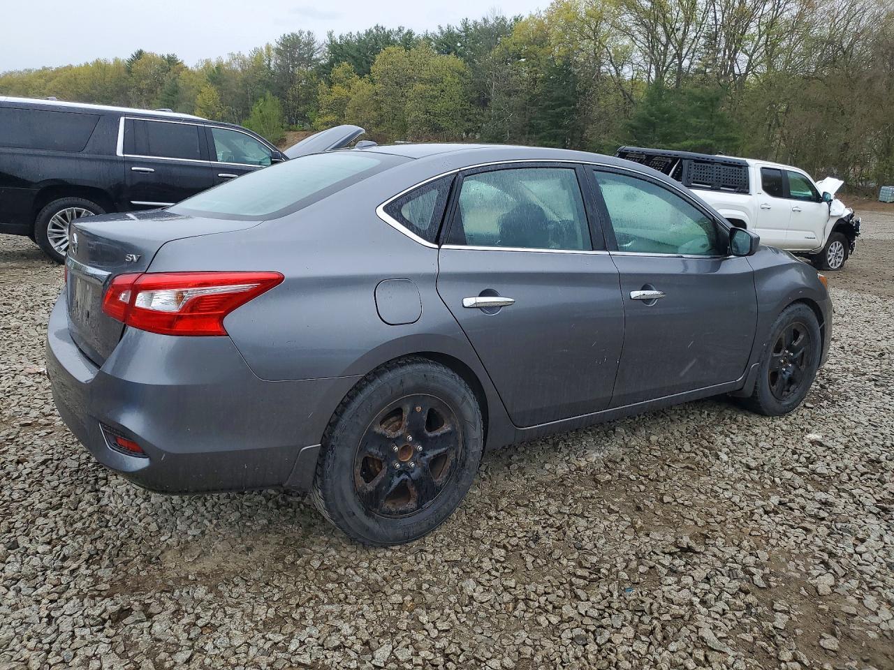 2018 Nissan Sentra Sv - Фото 3