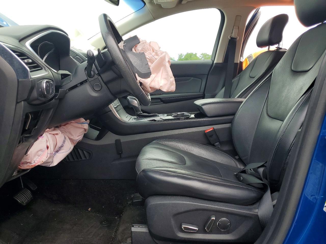 2018 Ford Edge Titanium - Image 7