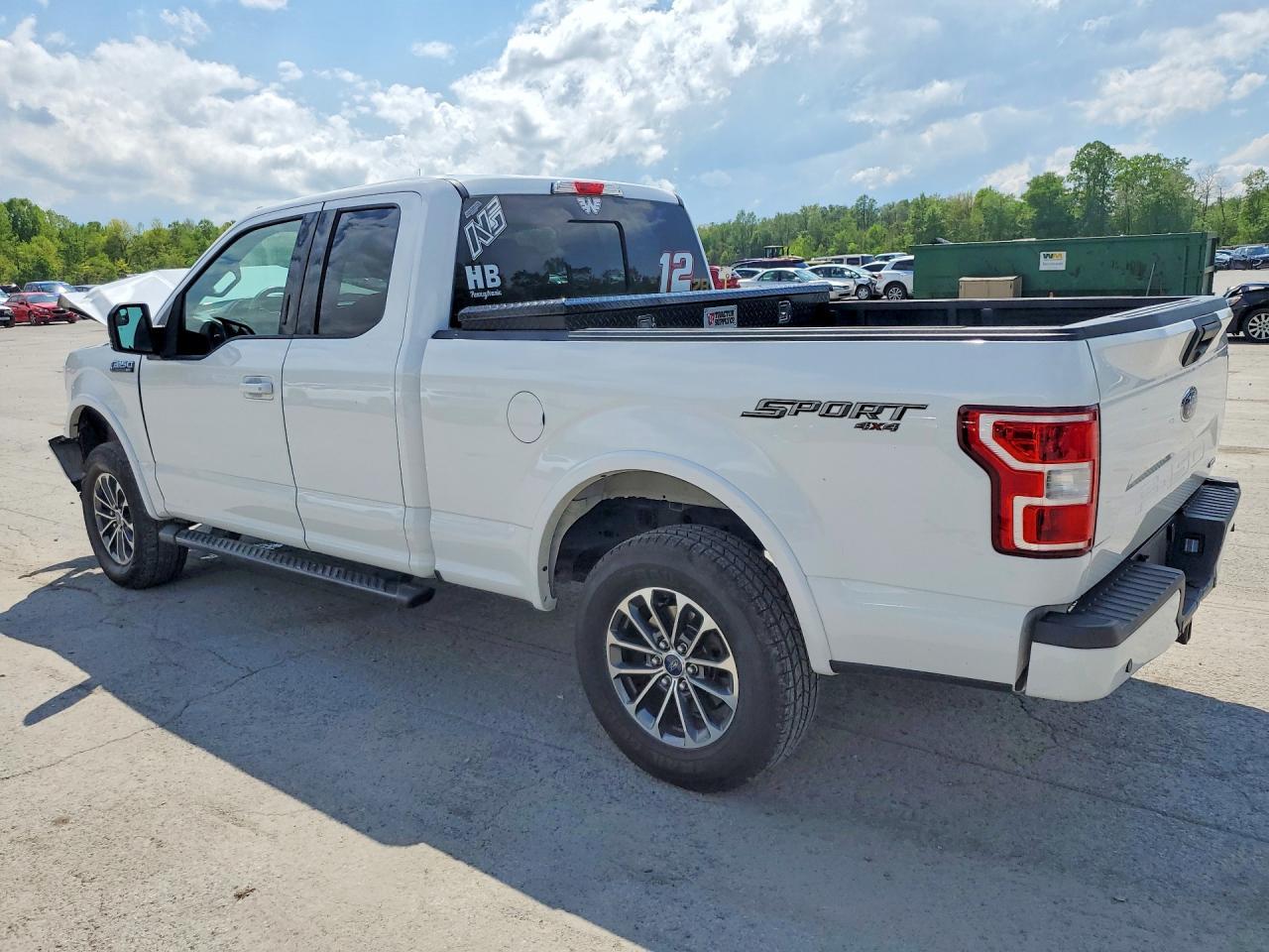 2020 Ford F150 Super Cab - Фото 2