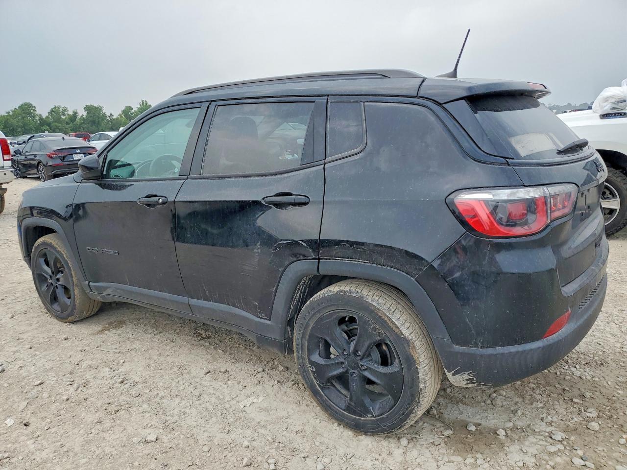 2019 Jeep Compass Latitude - Фото 2
