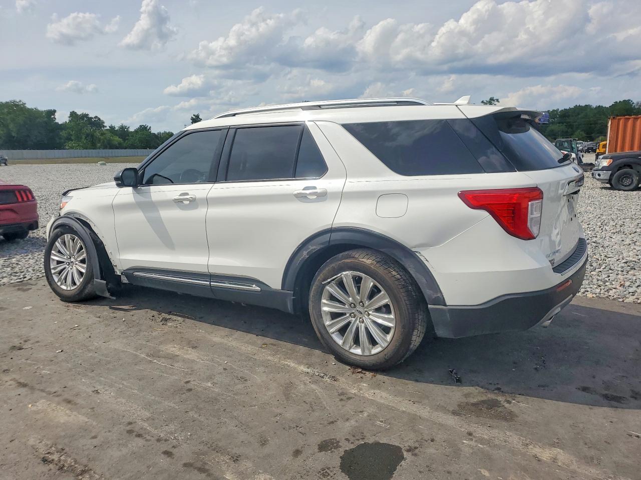 2020 Ford Explorer Limited - Image 2