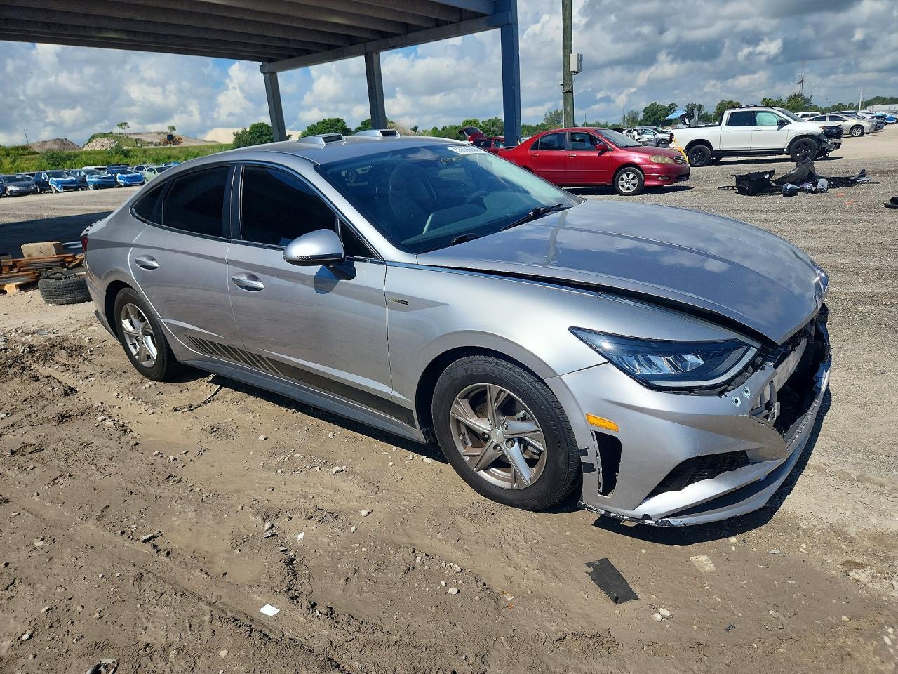 2021 Hyundai Sonata Se - Image 4