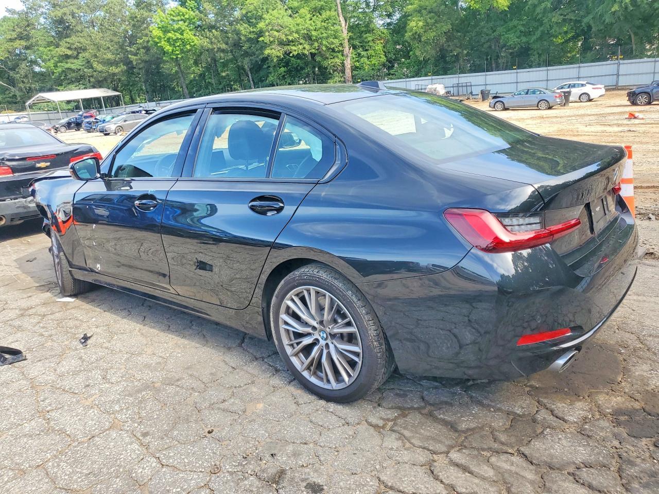 2023 BMW 330I - Image 2