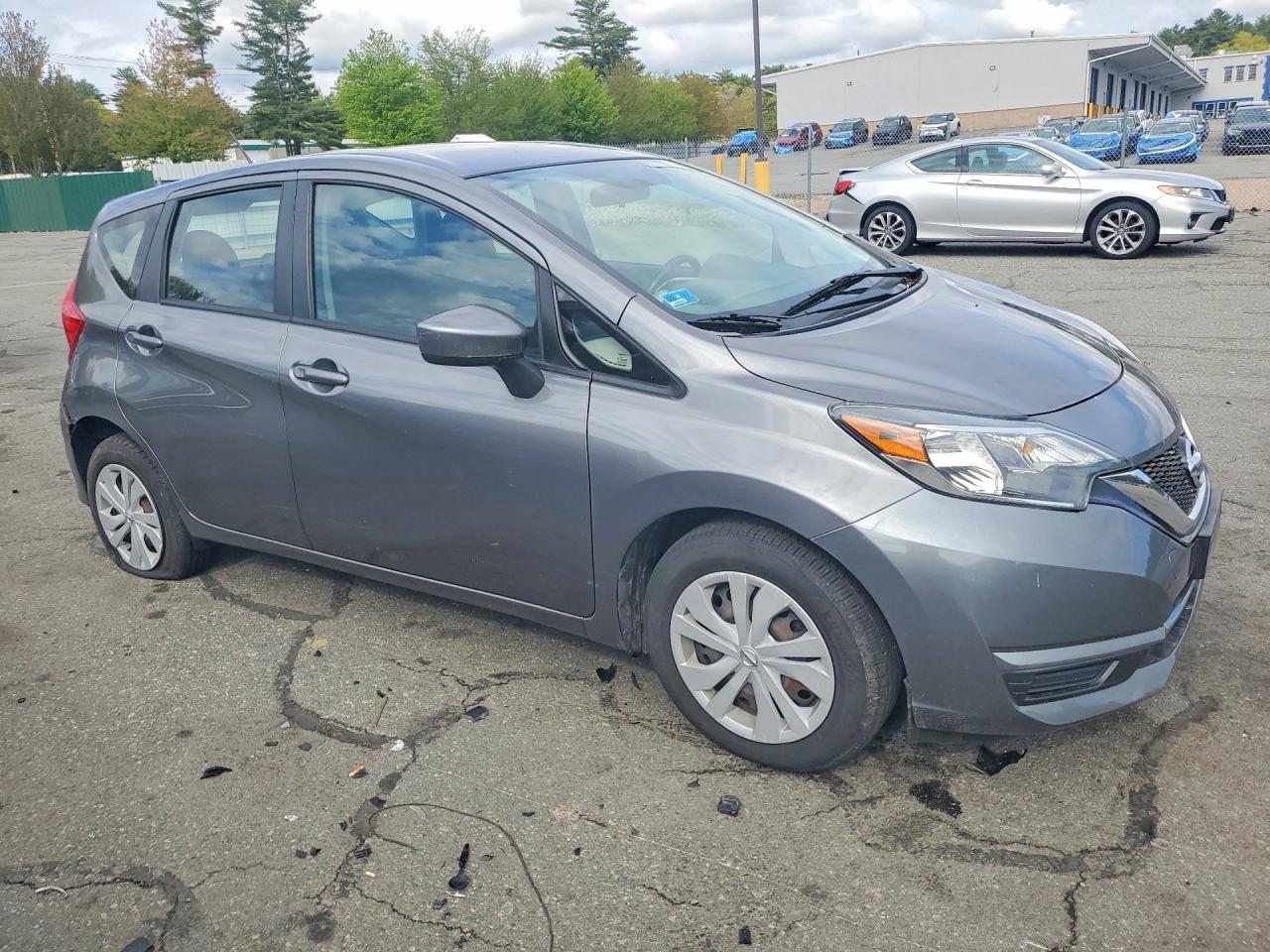 2018 Nissan Versa Note - Фото 4