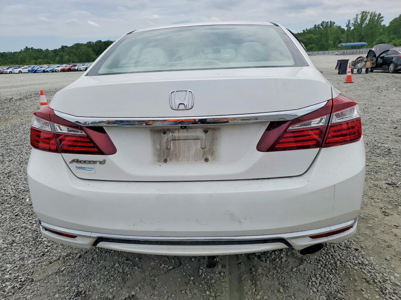 2017 Honda Accord Lx - Image 6