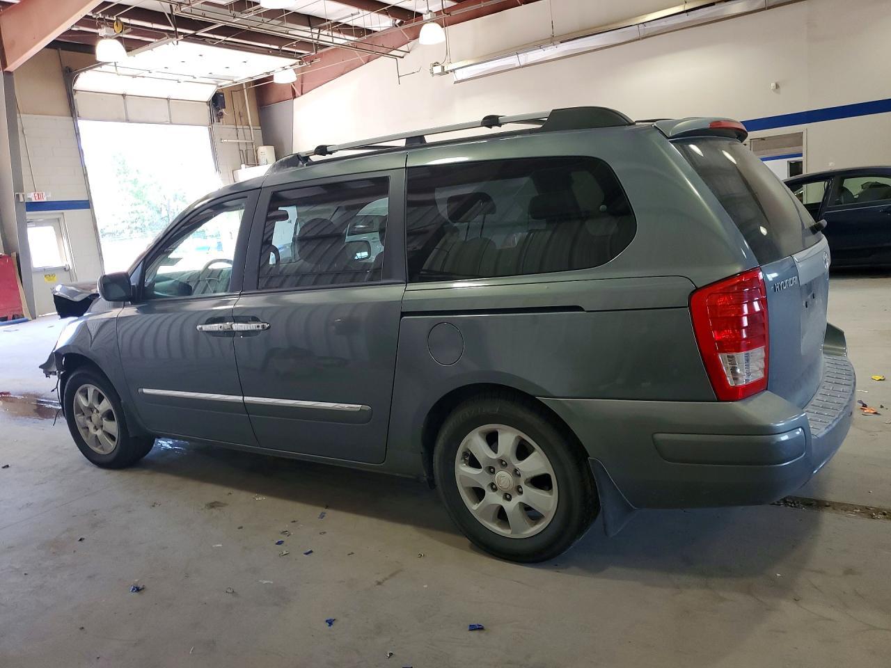 2007 Hyundai Entourage Gls - Фото 3
