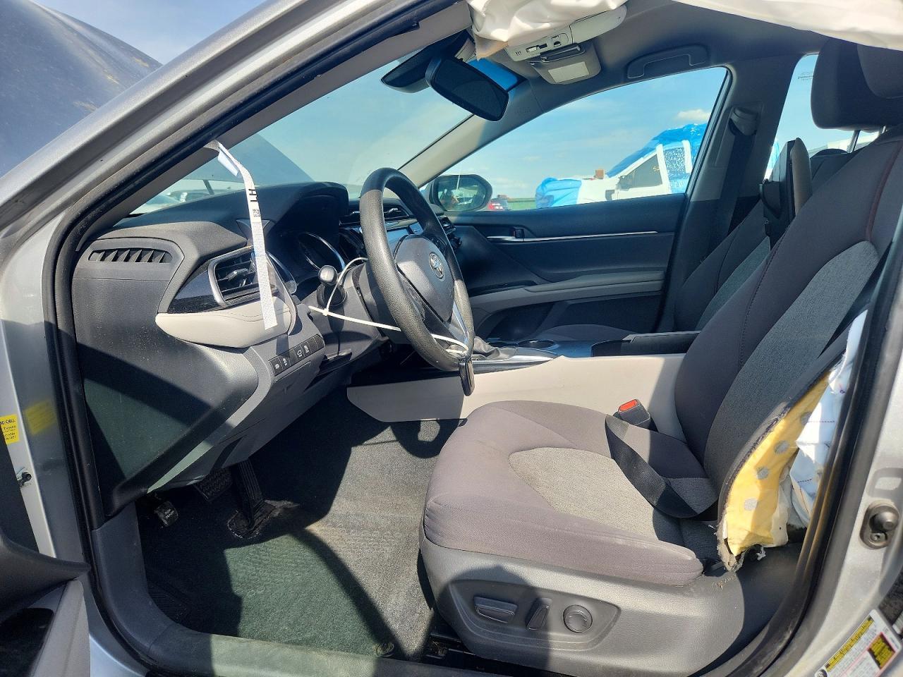 2020 Toyota Camry Le - Image 7