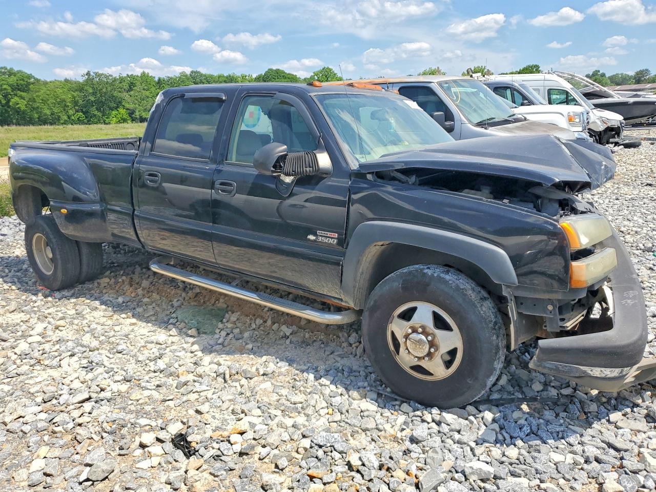 2004 Chevrolet Silverado K3500 - Image 4