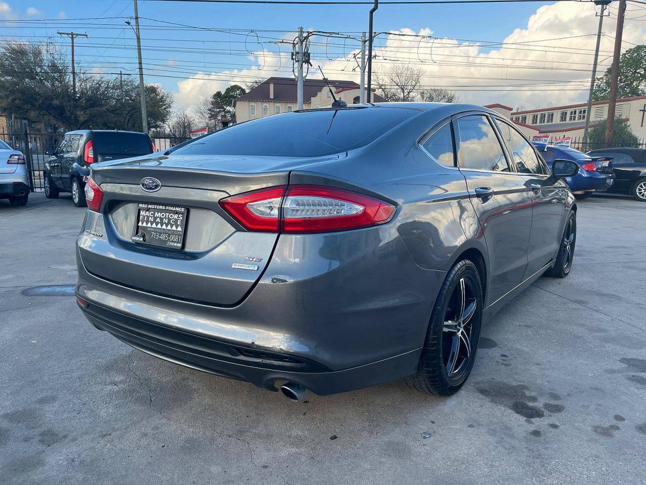 2013 Ford Fusion Se - Фото 4