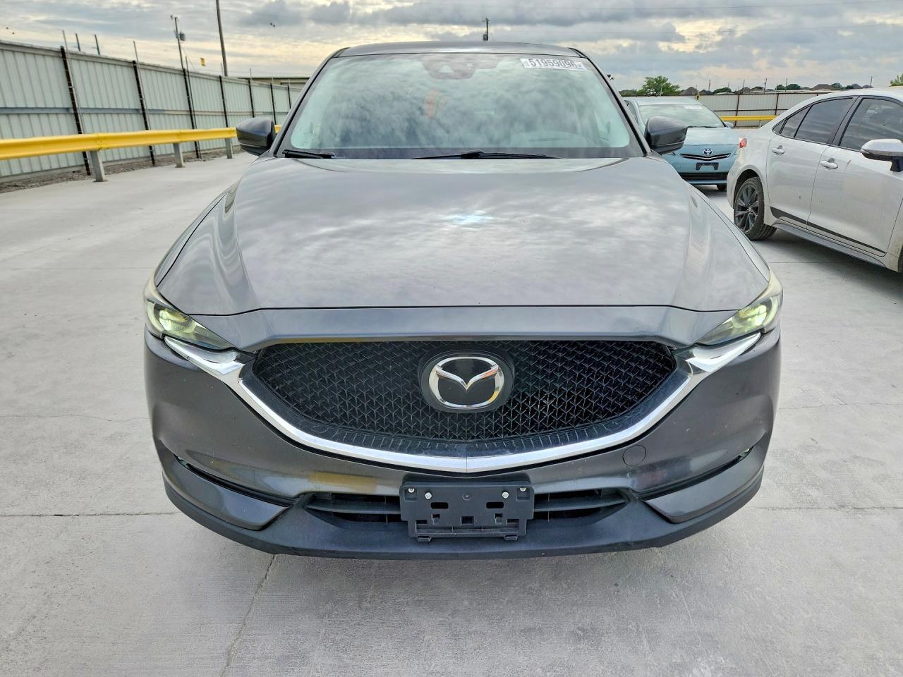 2017 Mazda Cx-5 Grand Touring - Фото 5