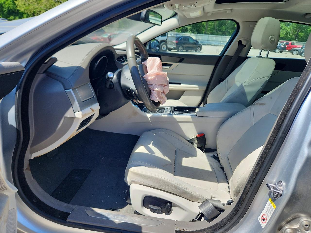 2017 Jaguar Xf - Фото 7