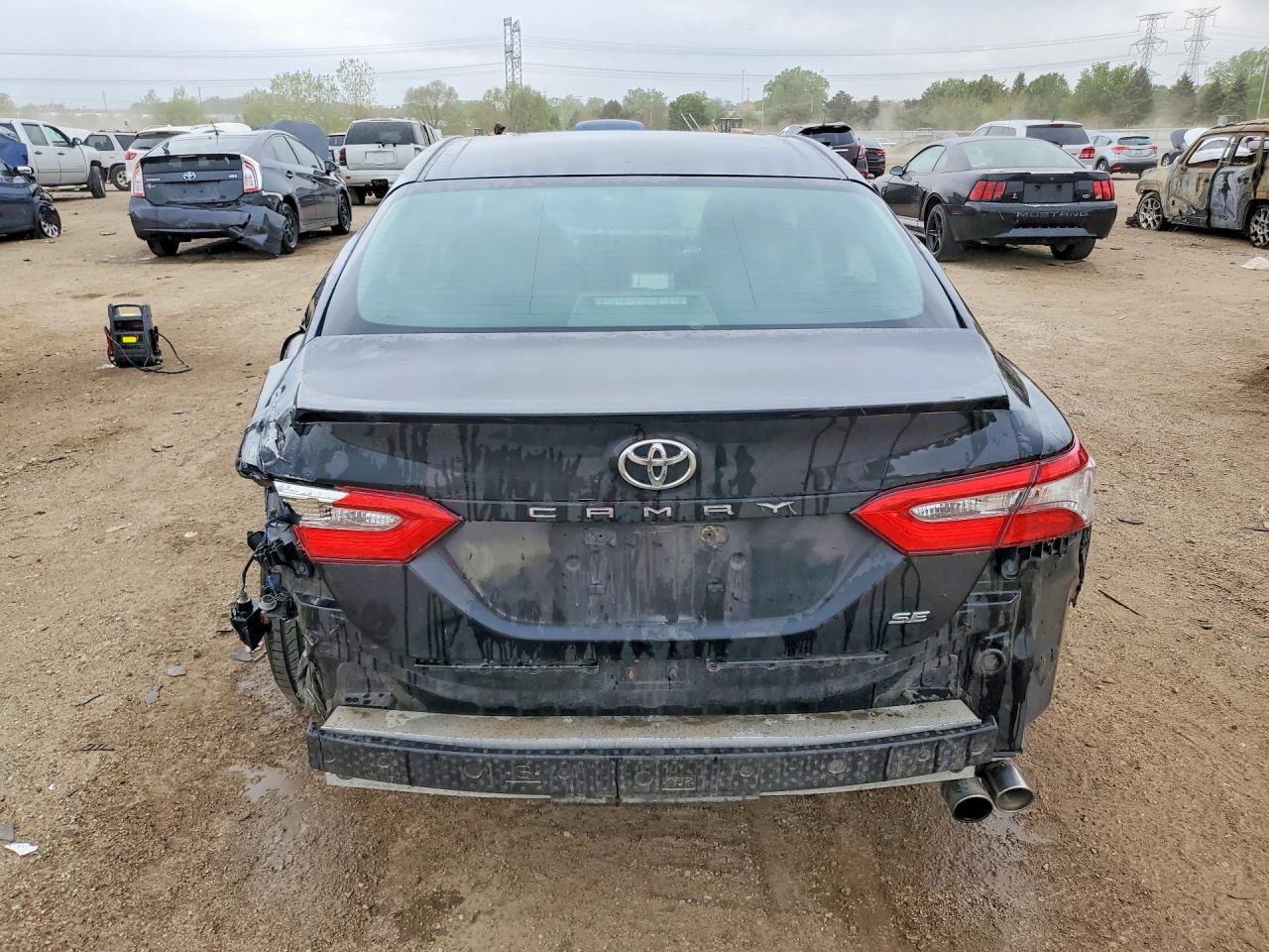 2018 Toyota Camry Se - Фото 6