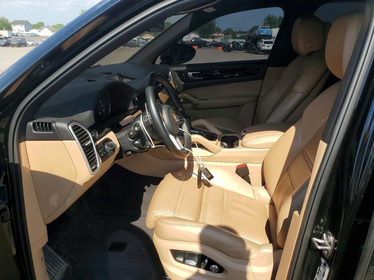 2020 Porsche Cayenne - Image 7