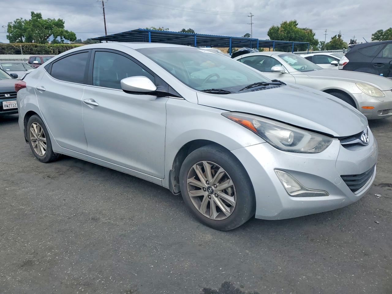 2015 Hyundai Elantra Se - Image 4