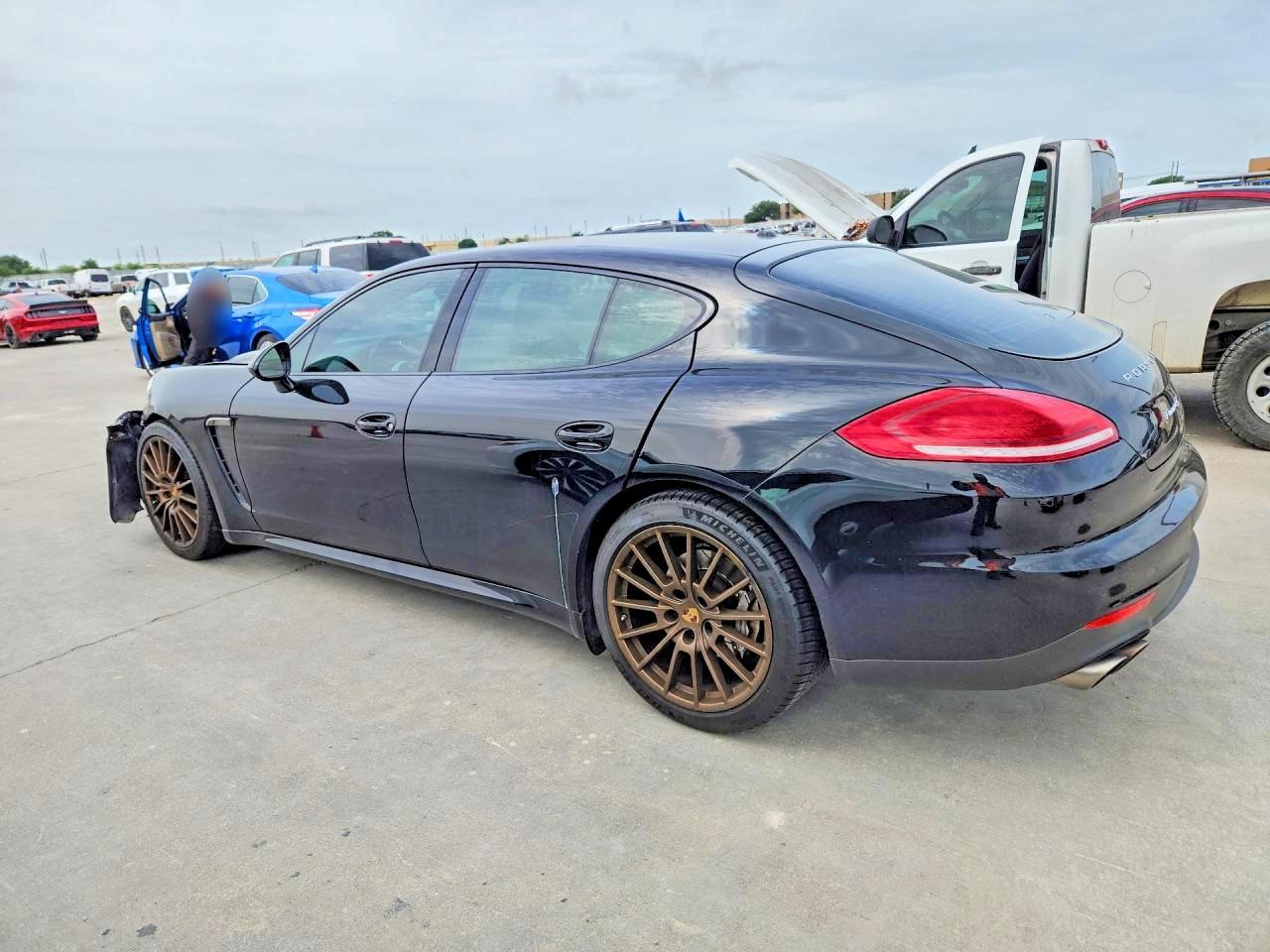 2014 Porsche Panamera S - Фото 2
