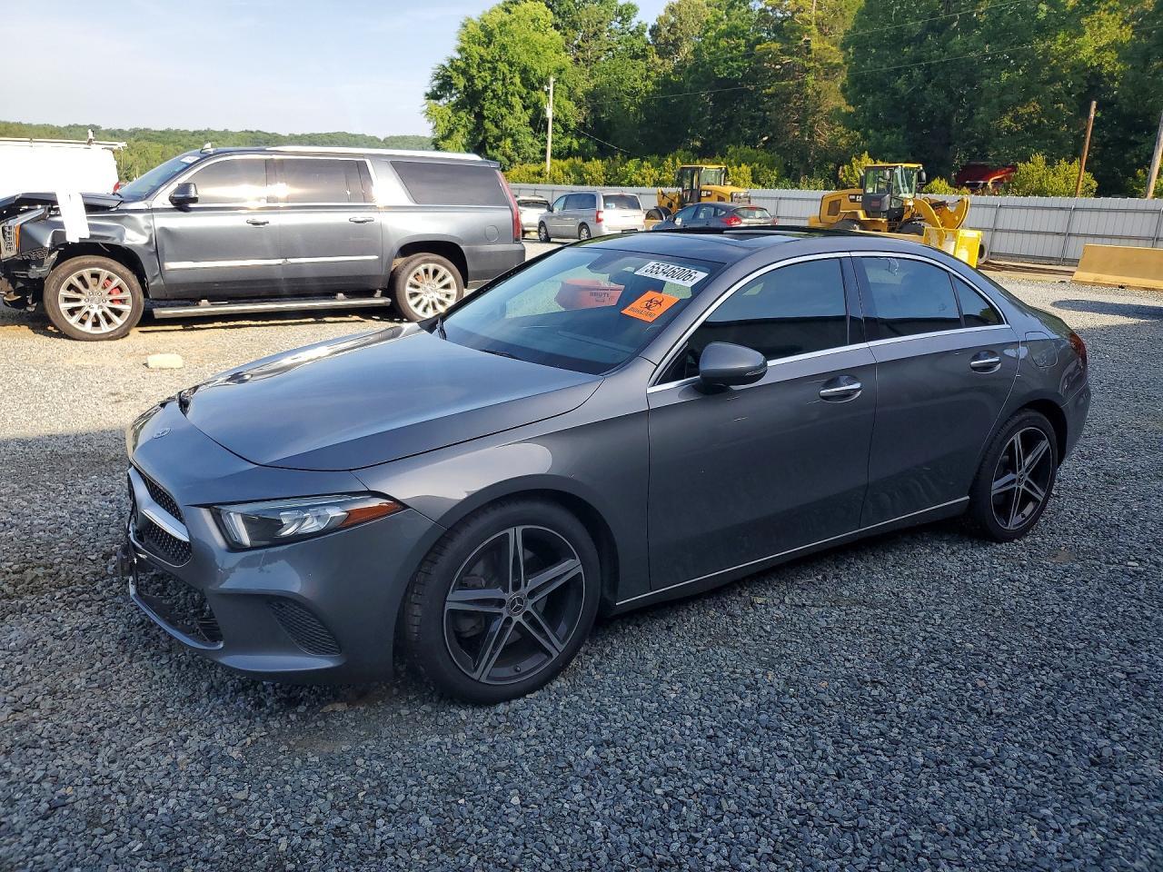 2021 Mercedes-Benz A 220
