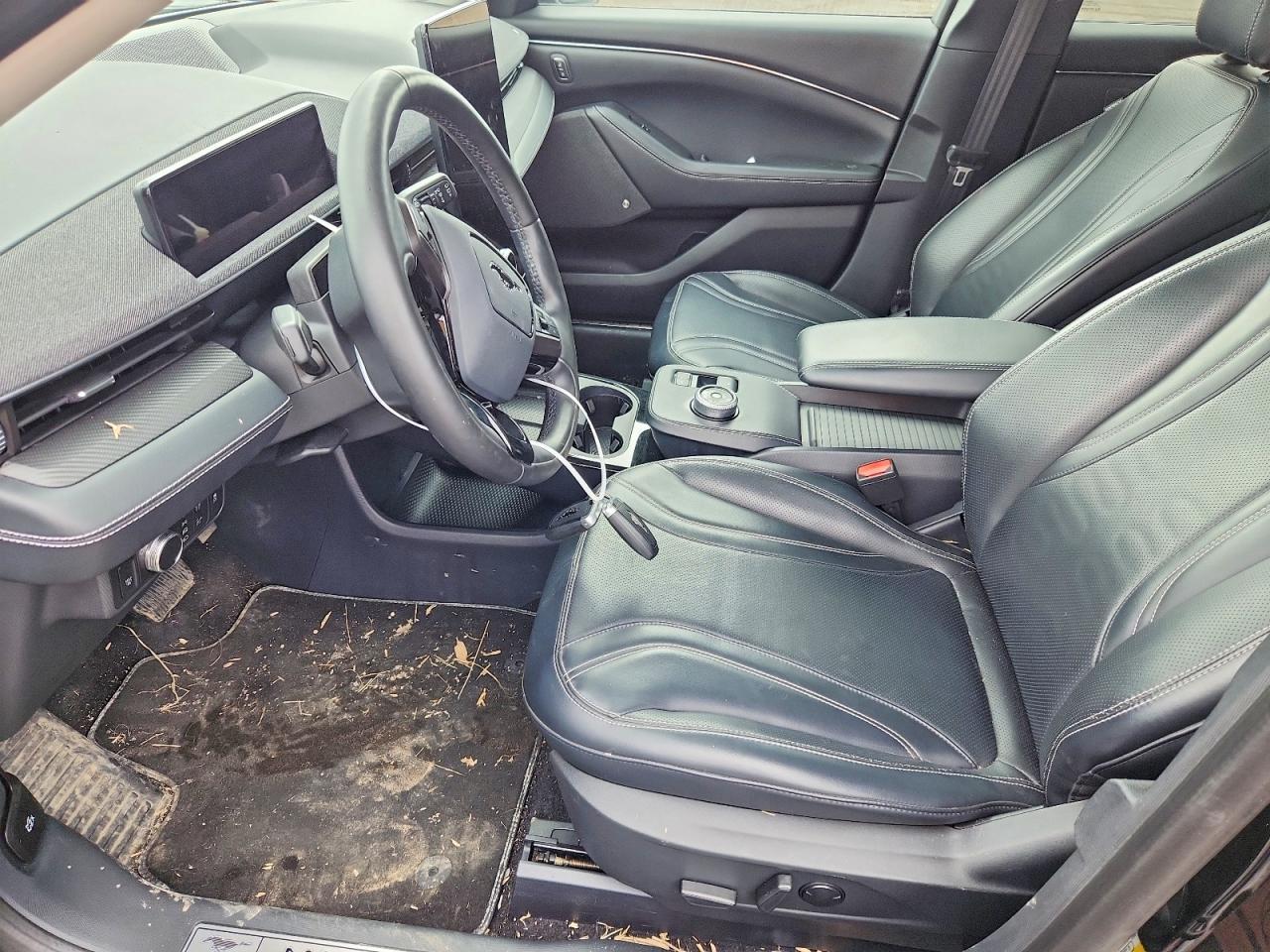 2021 Ford Mustang Mach-E Premium - Image 7