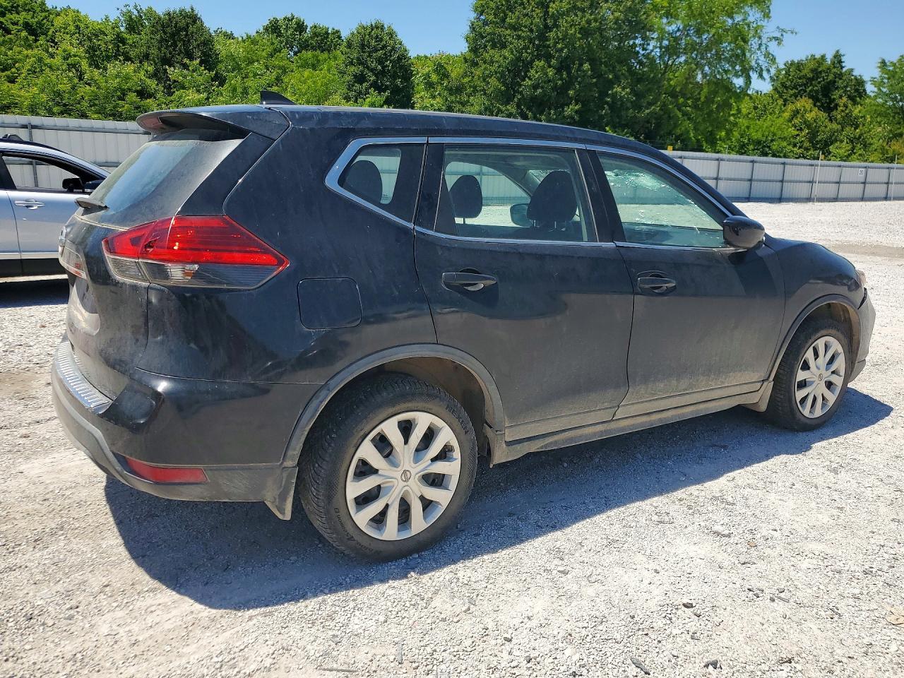 2017 Nissan Rogue S - Image 3