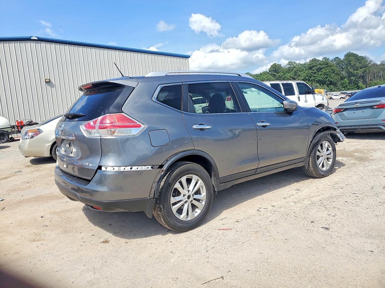 2015 Nissan Rogue Sv - Image 3