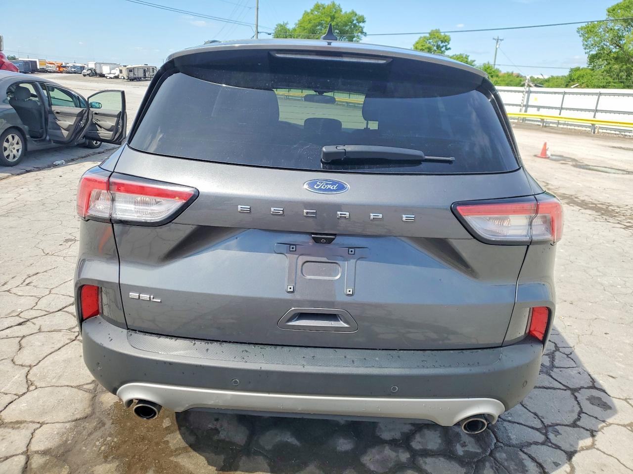 2022 Ford Escape Sel - Фото 6