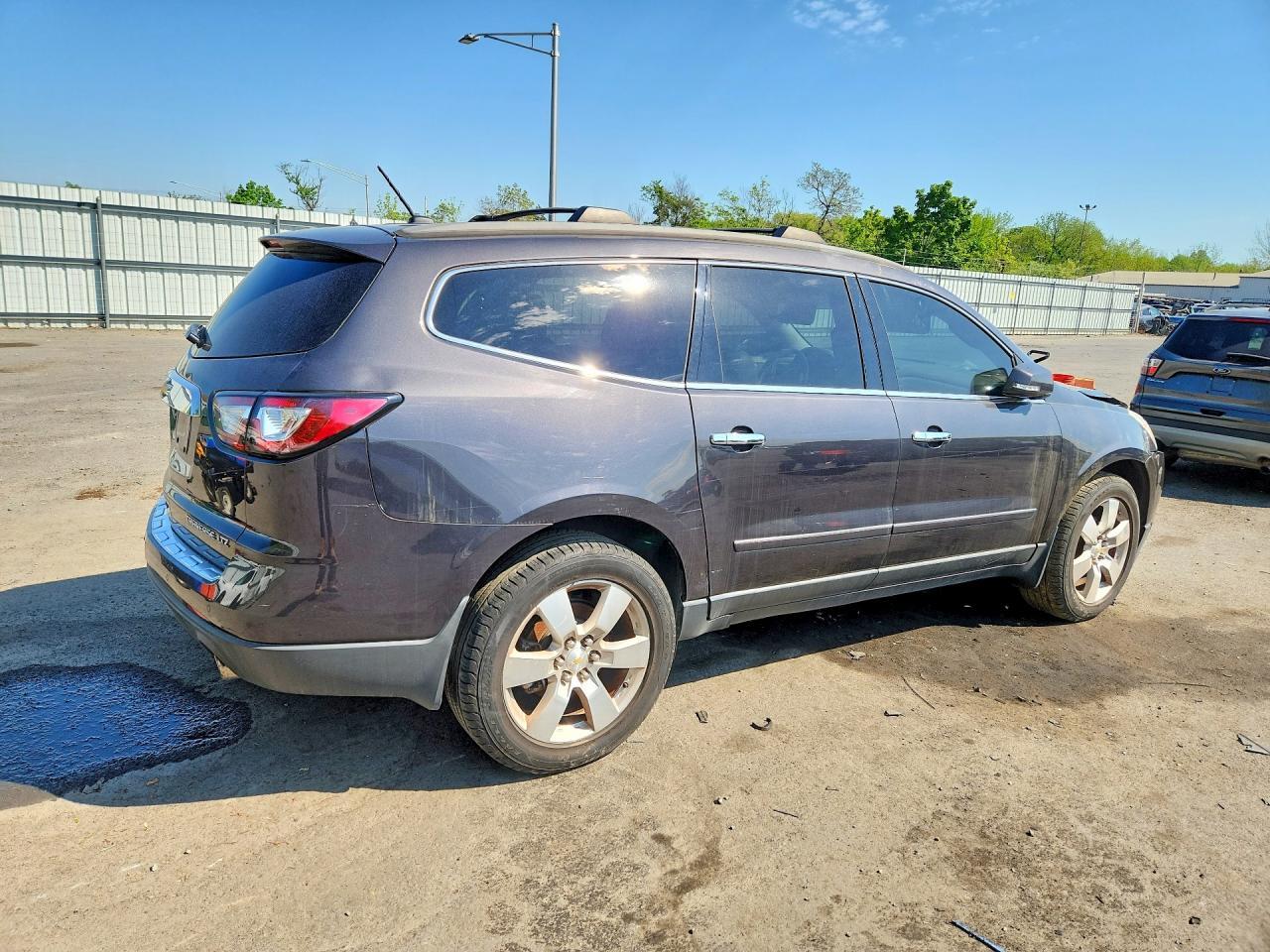 2014 Chevrolet Traverse Ltz - Image 3