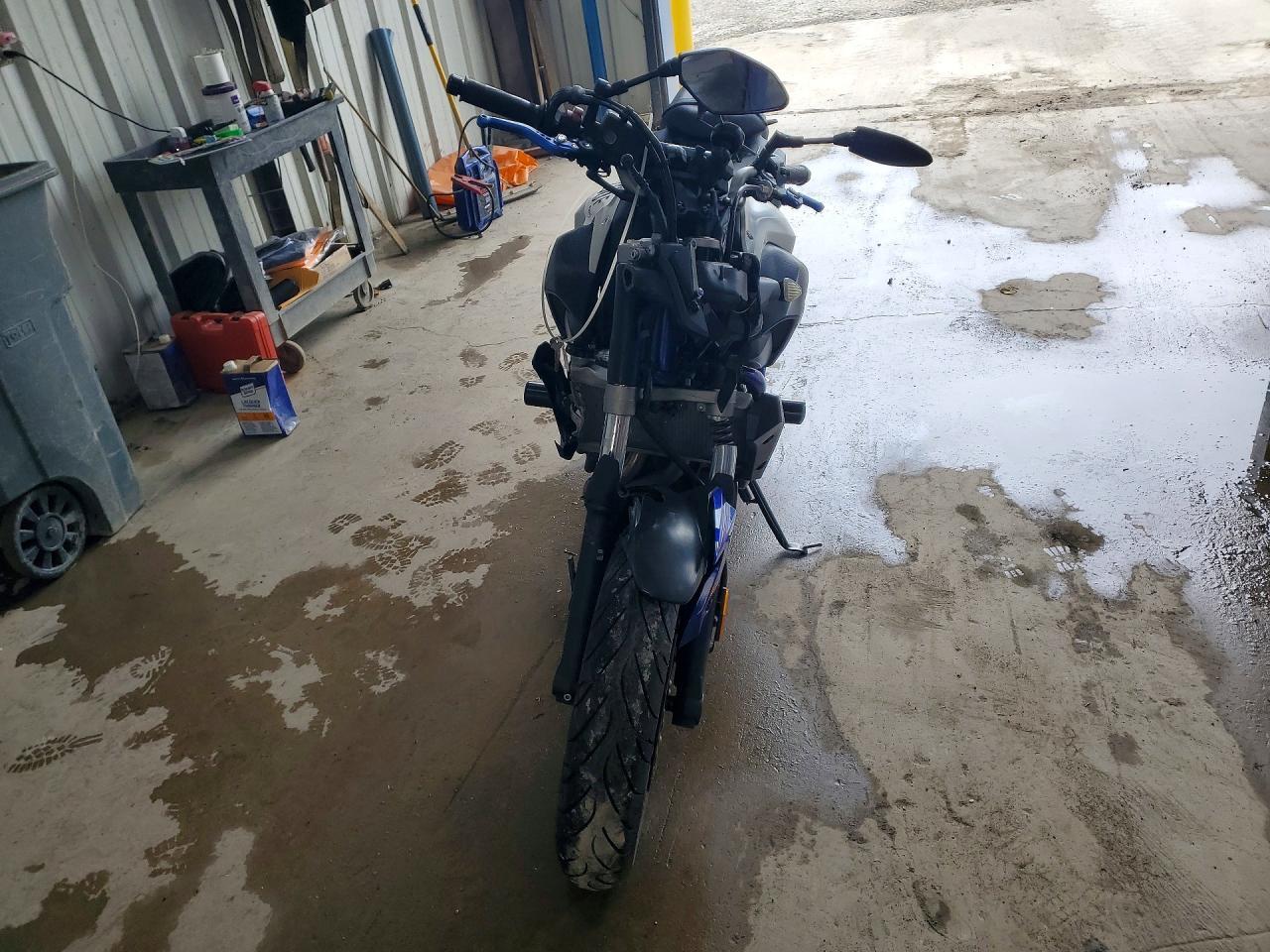 2016 Yamaha Fz07 - Фото 2