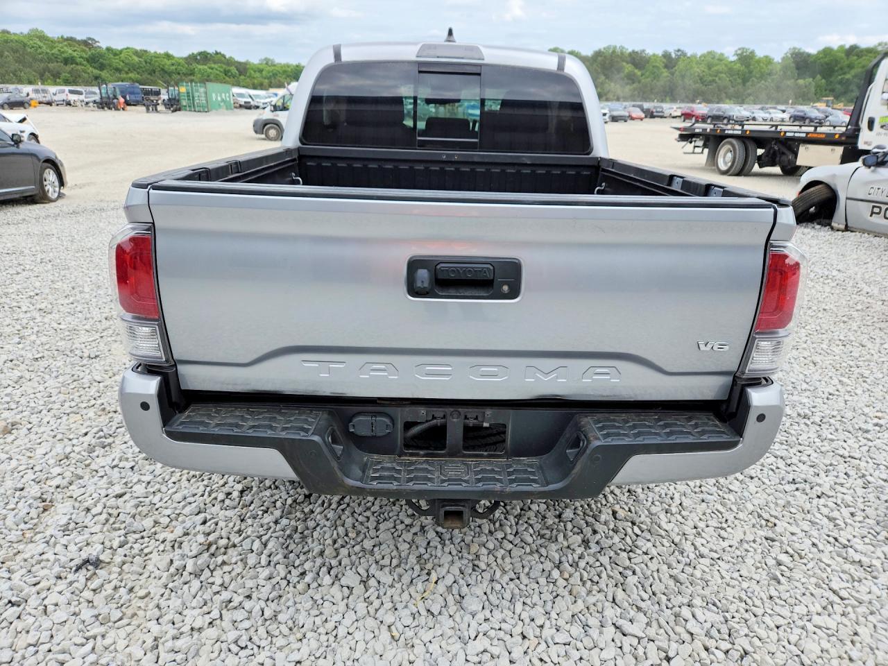 2022 Toyota Tacoma Trd Sport - Image 6