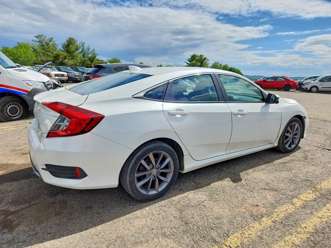 2019 Honda Civic Ex - Image 3