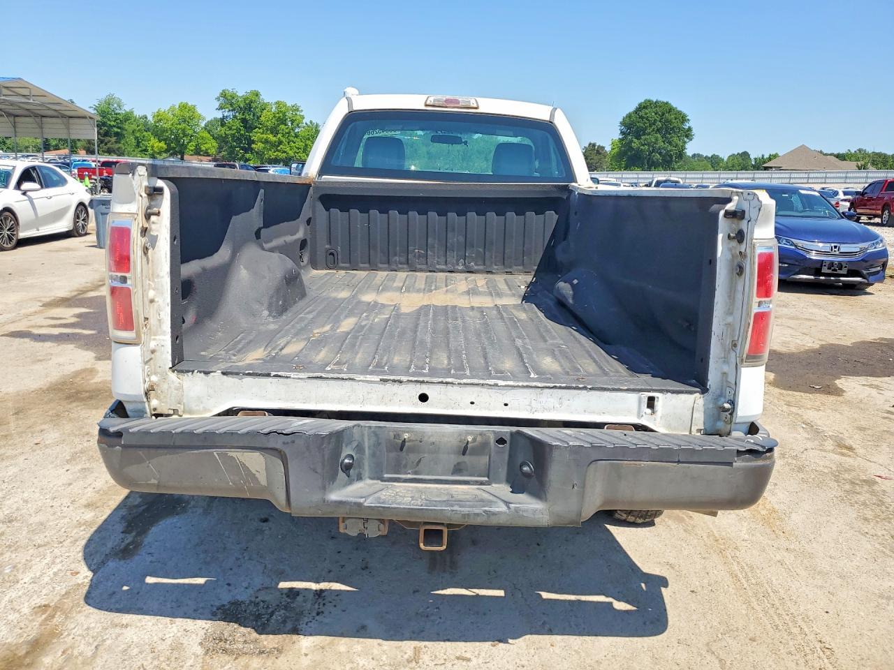 2012 Ford F150 - Image 6