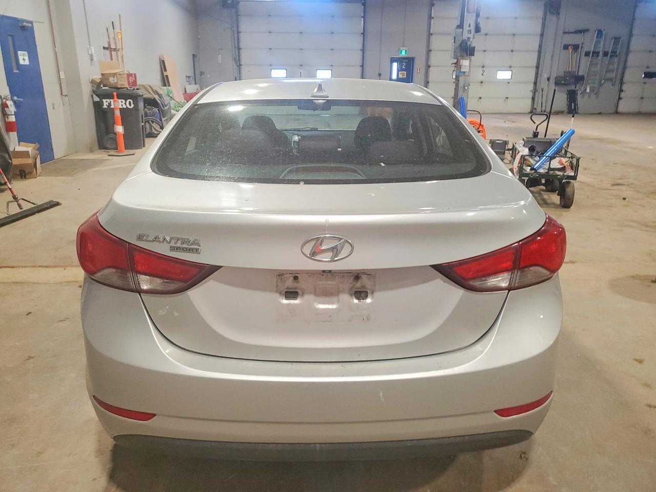 2016 Hyundai Elantra Se - Image 6