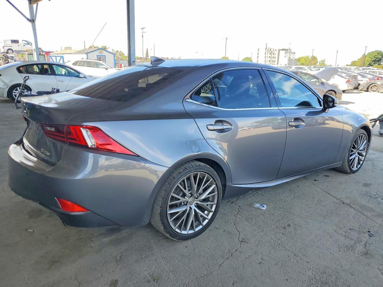 2015 Lexus Is 250 - Фото 3