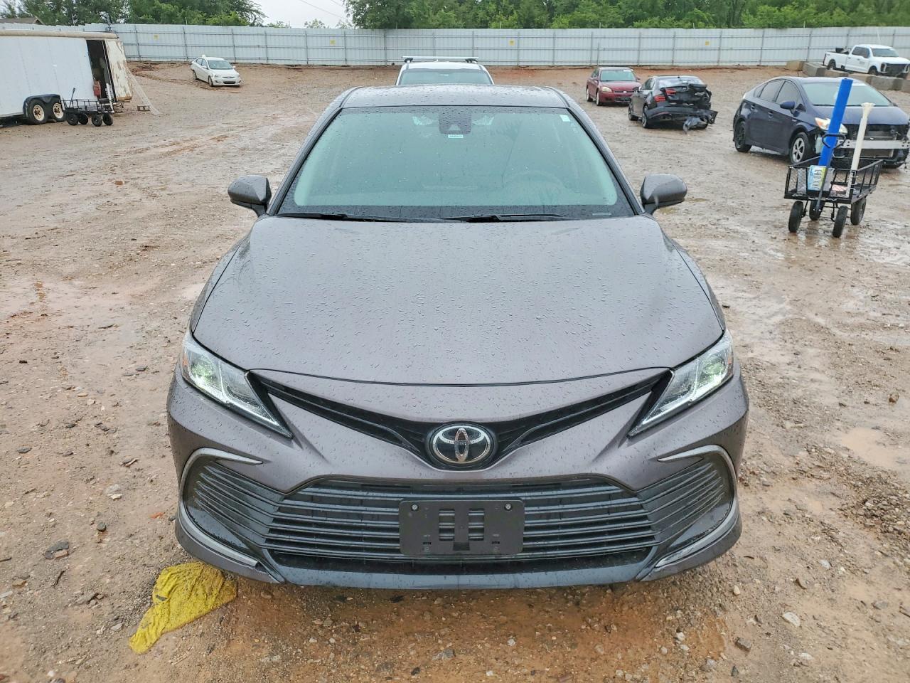 2024 Toyota Camry Le - Фото 5