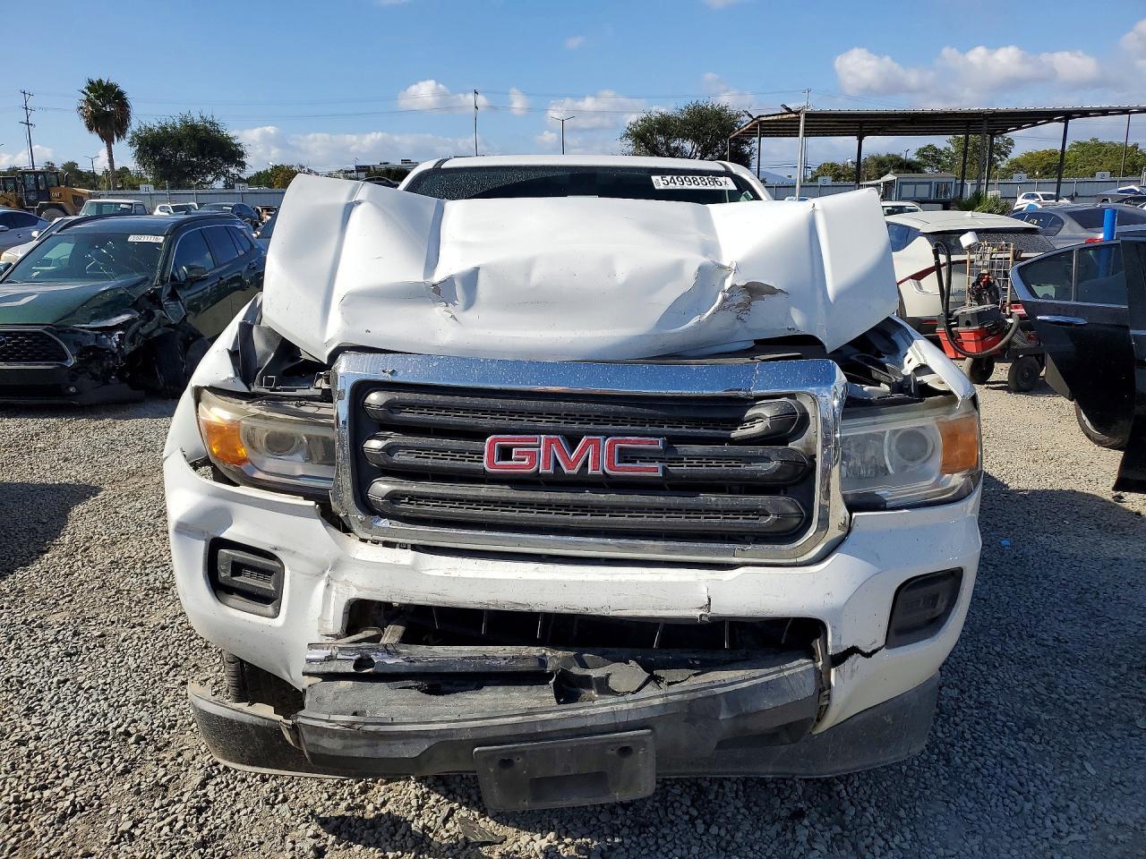 2017 GMC Canyon - Image 5