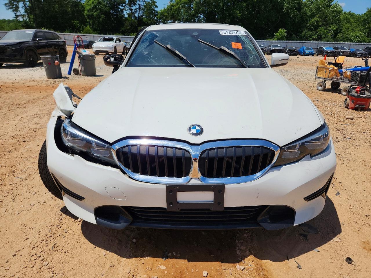 2019 BMW 330I - Фото 5