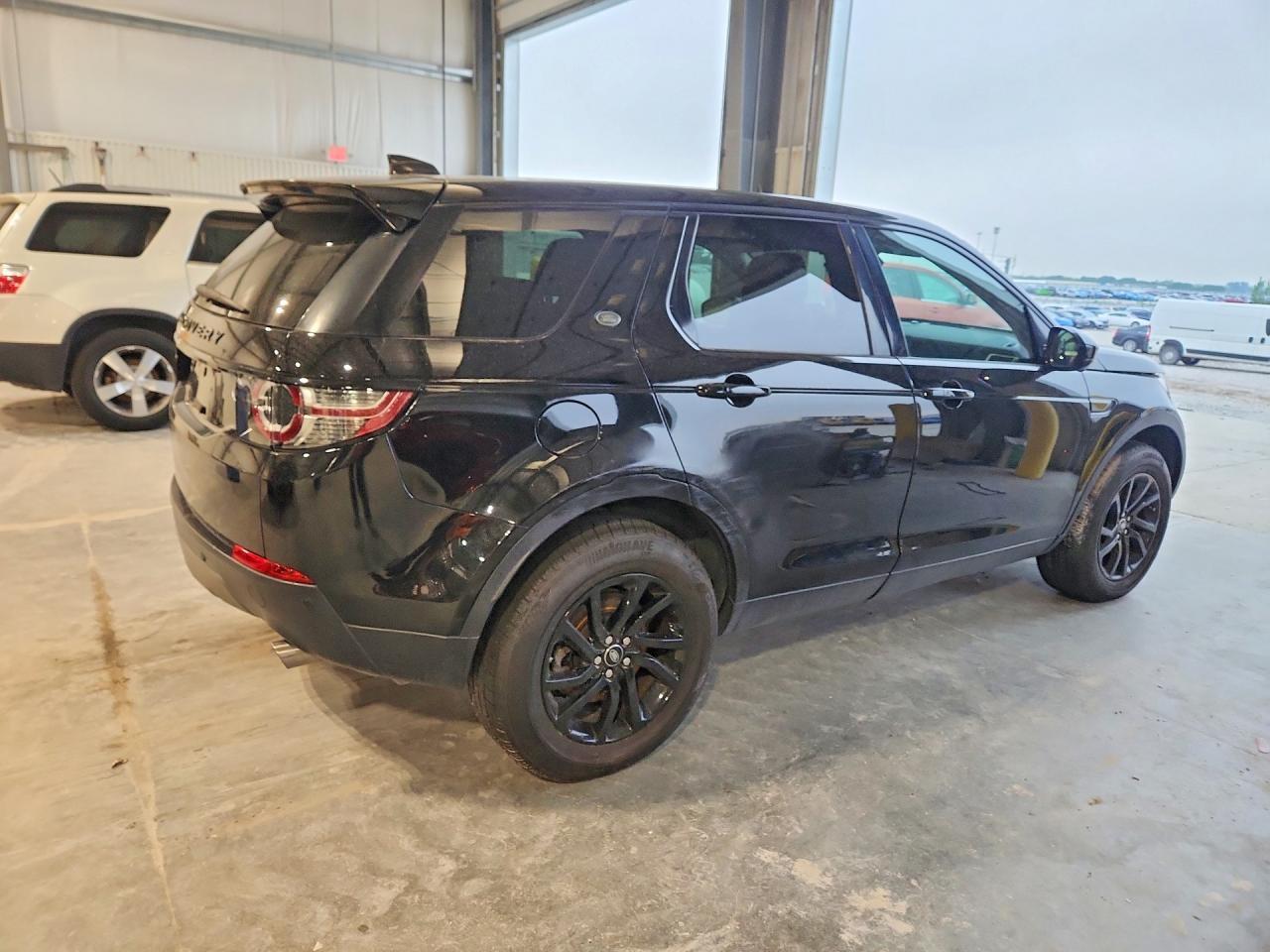2018 Land Rover Discovery Sport Hse - Image 3