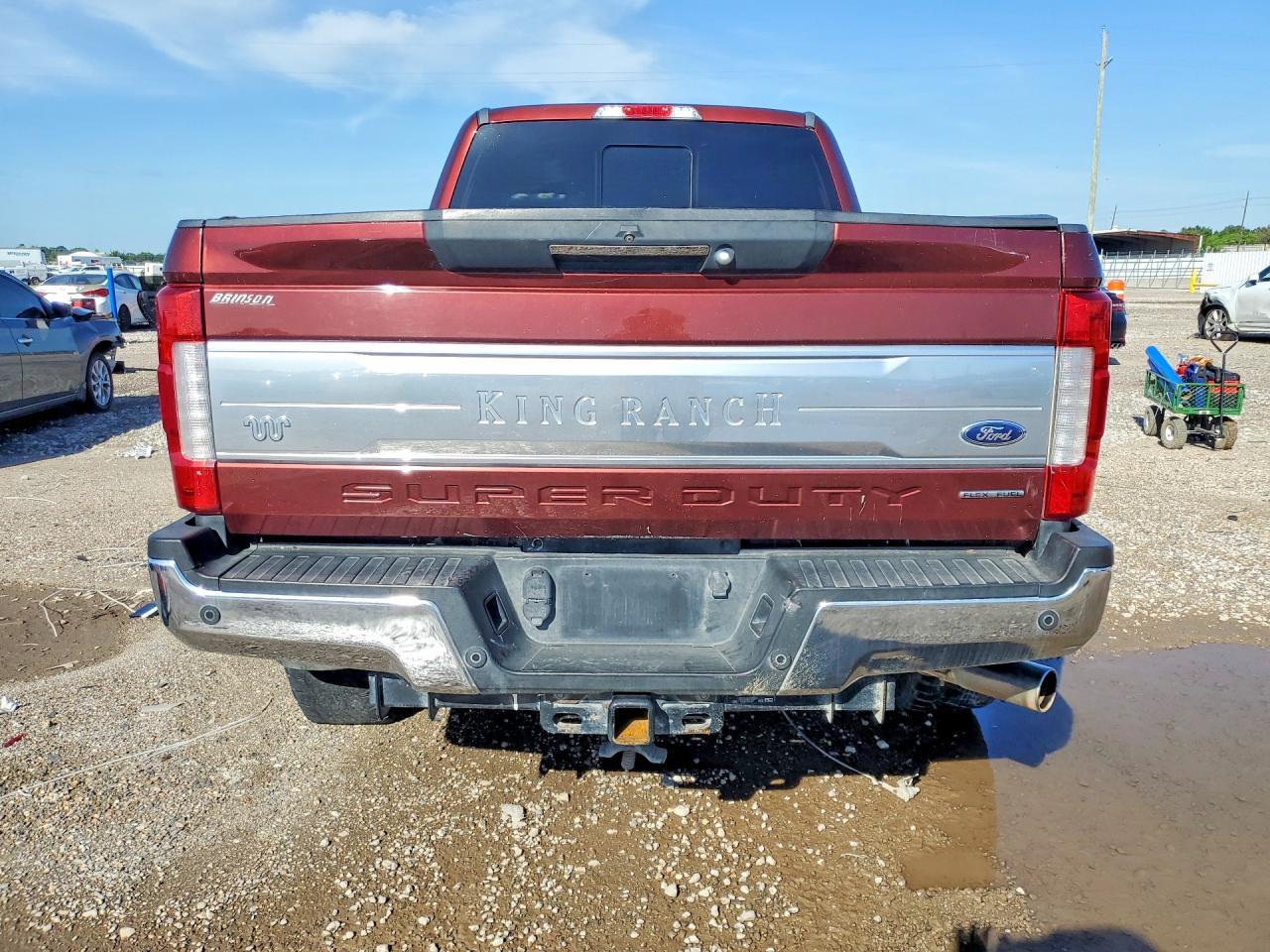 2017 Ford F250 Super Duty - Фото 6