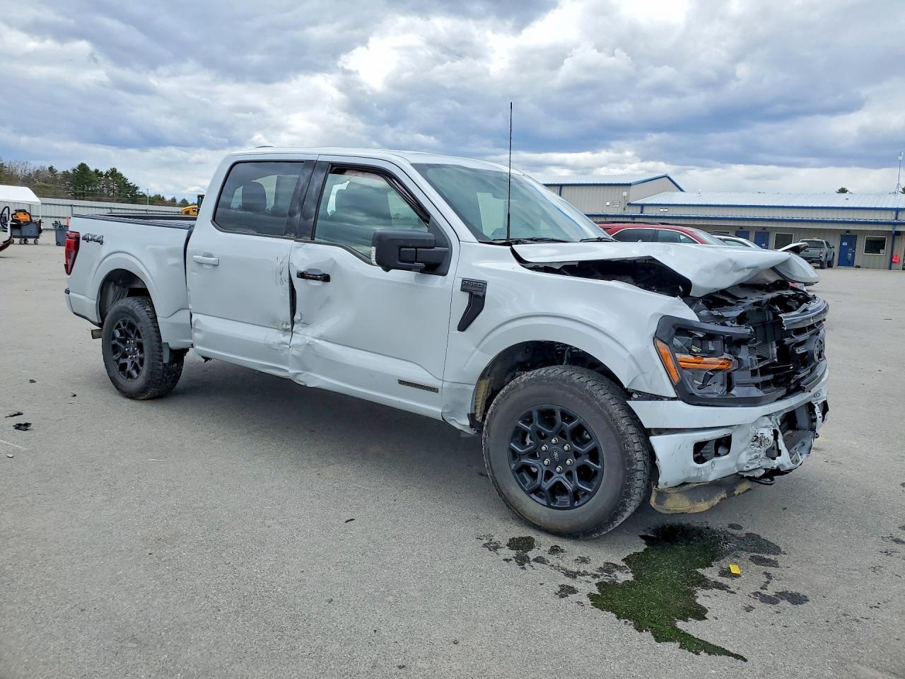 2025 Ford F150 Xlt - Image 4