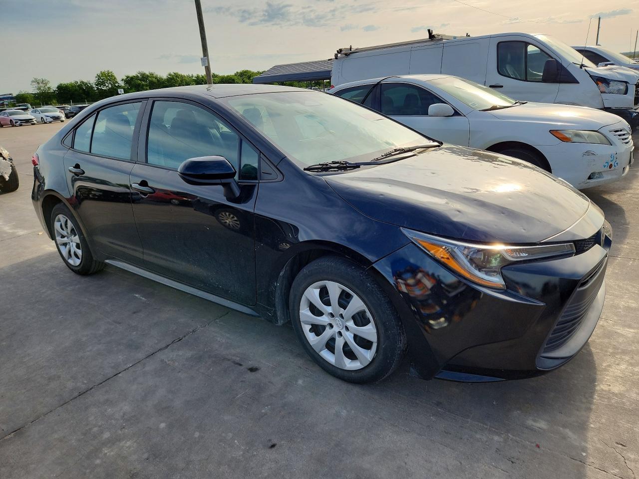 2023 Toyota Corolla Le - Image 4