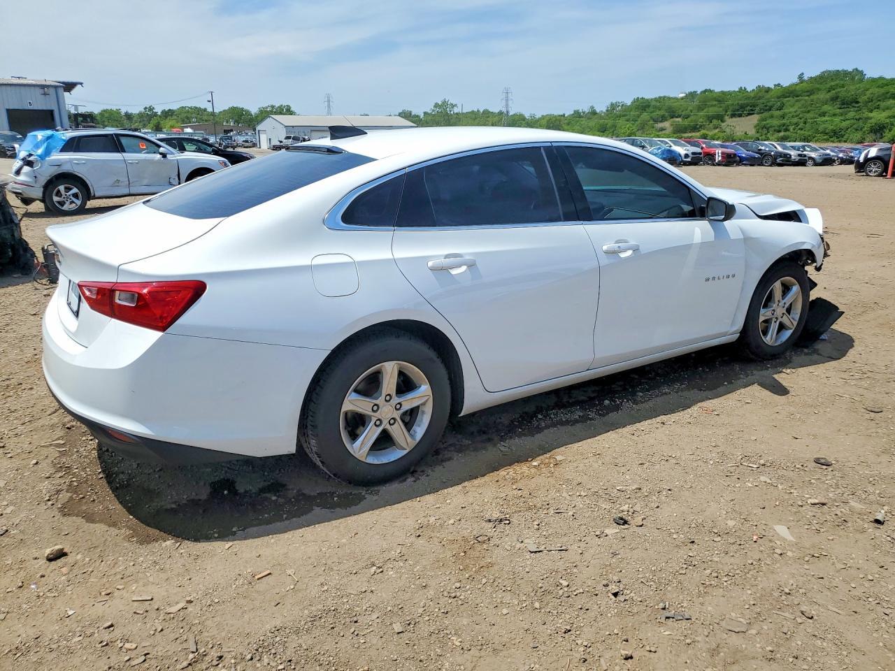2022 Chevrolet Malibu Ls - Image 3